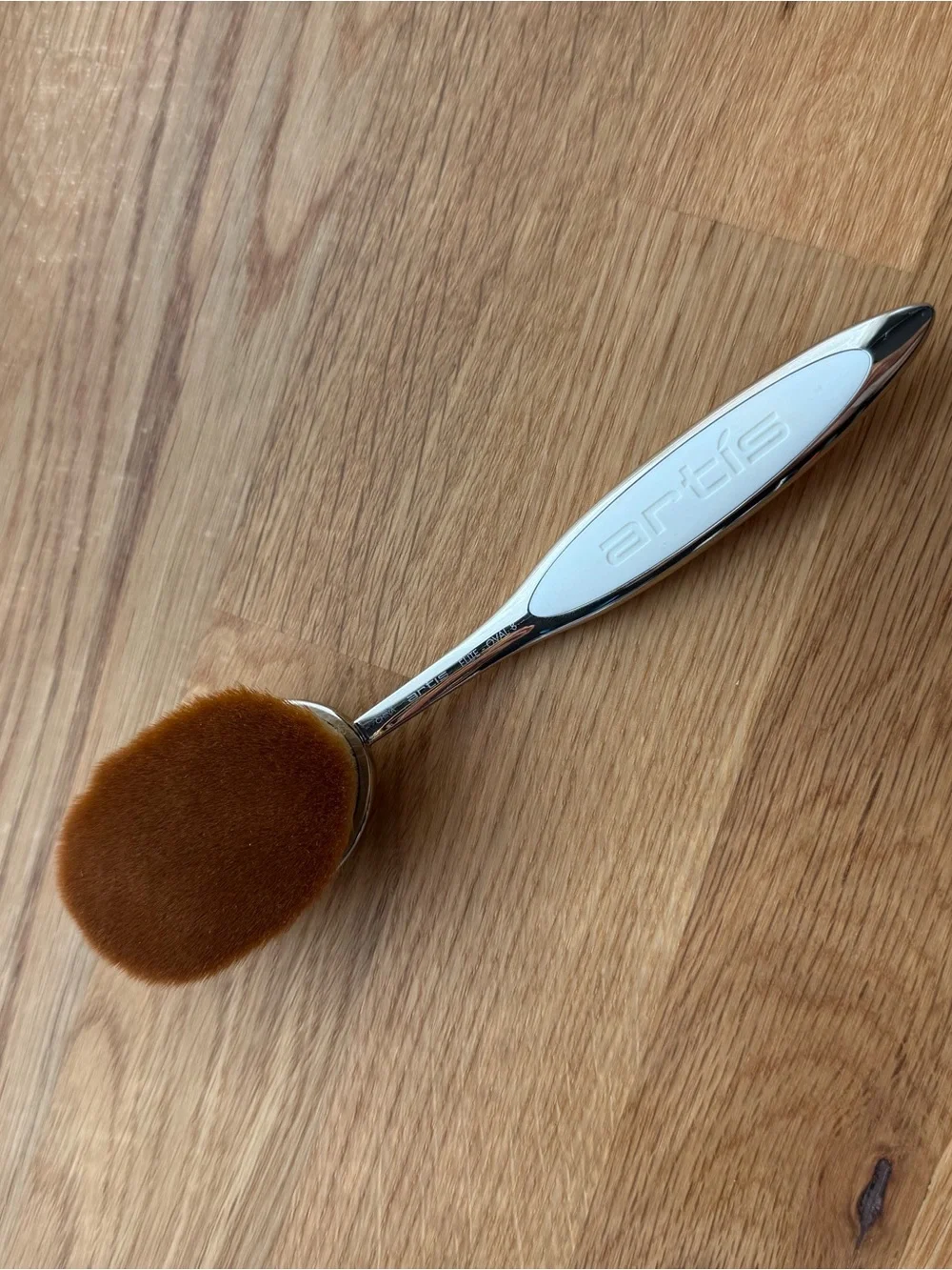 Artis Elite Mirror Oval 8 Brush
